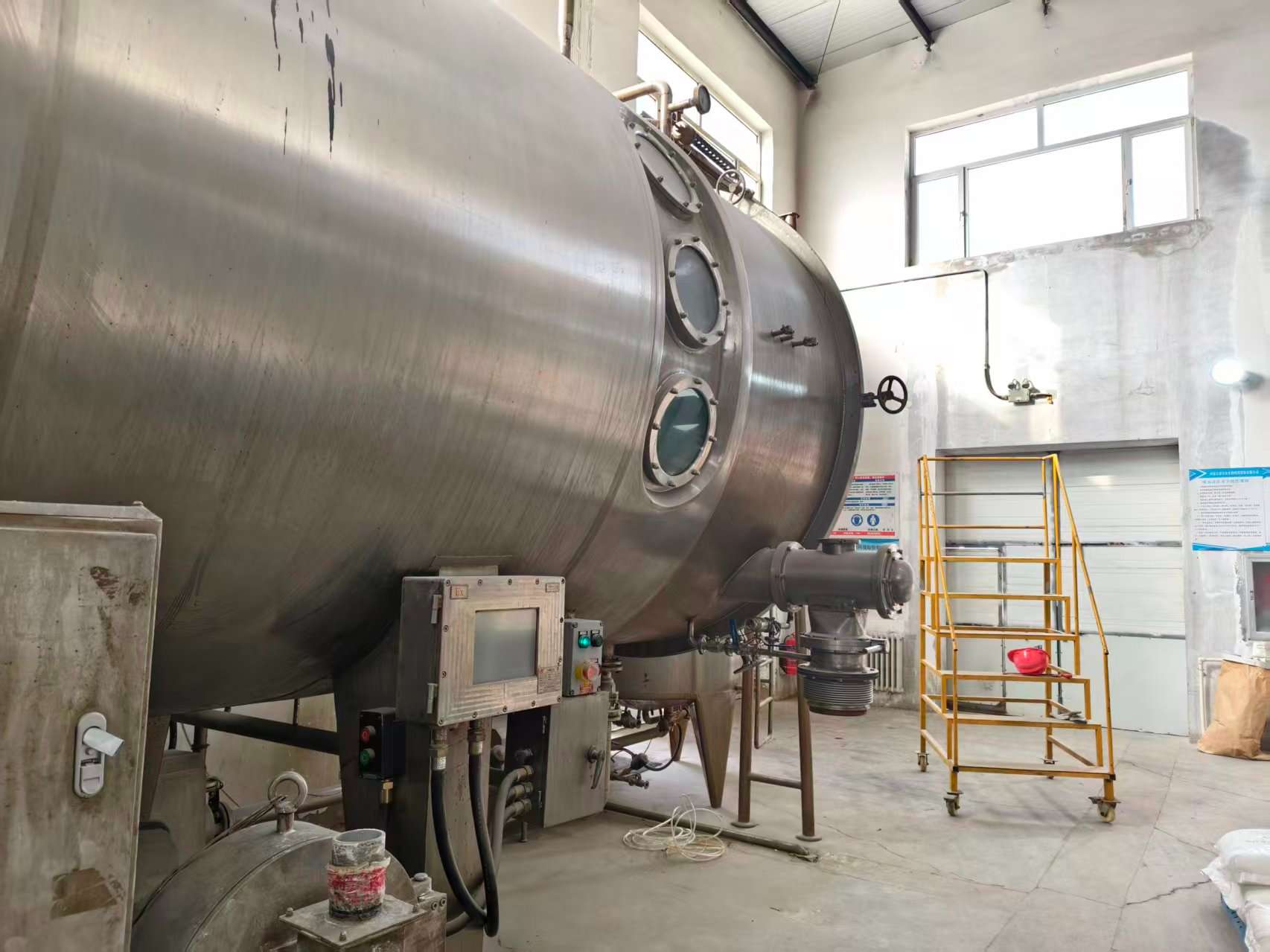 帶式干燥機(jī)、真空低溫液體連續(xù)干燥機(jī)