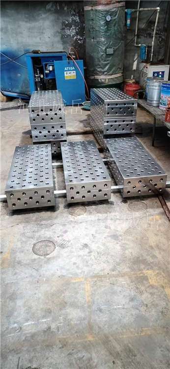 河北泊頭T型槽底板價(jià)格大廠直銷 鑄鐵平板超寬甩